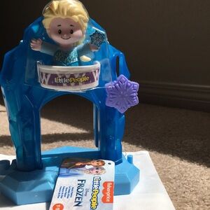 NWT Little People from Frozen